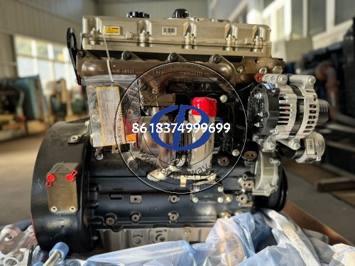 珀金斯（Perkins）1104D-E44TA發動機總成NR83316R/96.5KW/2200rpm